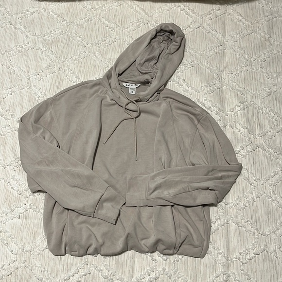 Athleta Tops - Athleta Seasoft Bubble Hem Hoodie